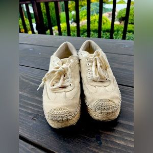 JLO edpadrille sneakers size 6.5